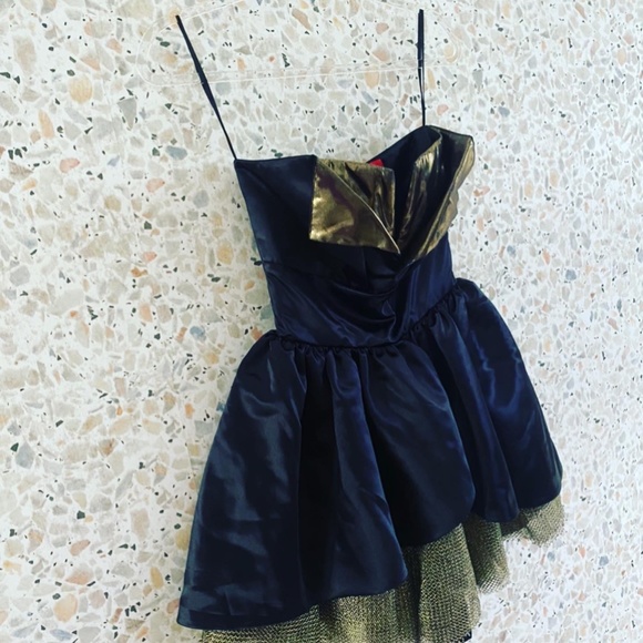 Carmelita Couture Cocktail Dress - Picture 2 of 3